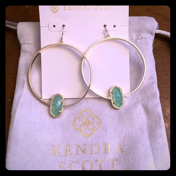 Kendra Scott Jewelry - KS Gold Elora Hoops In Chalcedony Glass